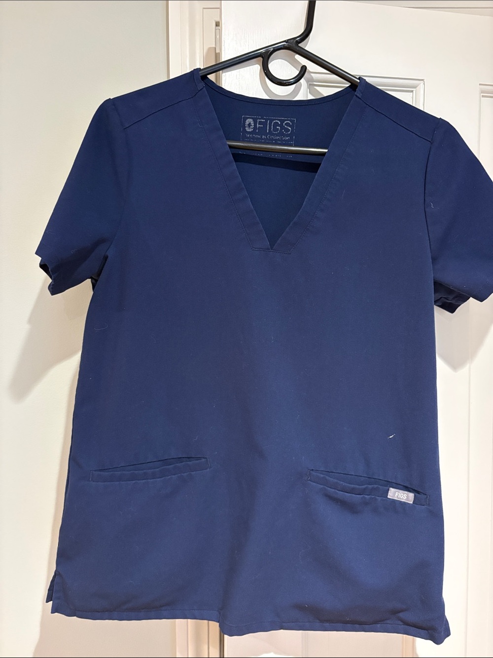 Figs Navy V-Neck Short Sleeve Scrub Top